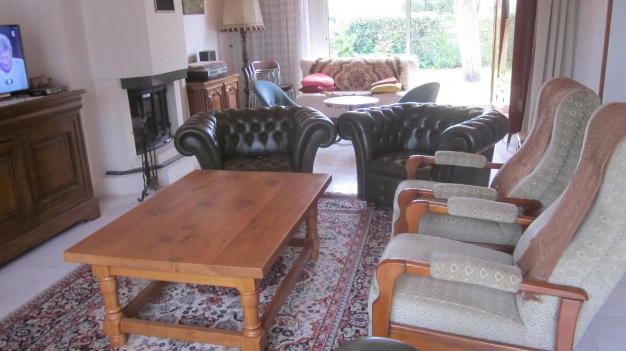 Location La Bree Les Bains 15 Personnes Villa Exteriör bild